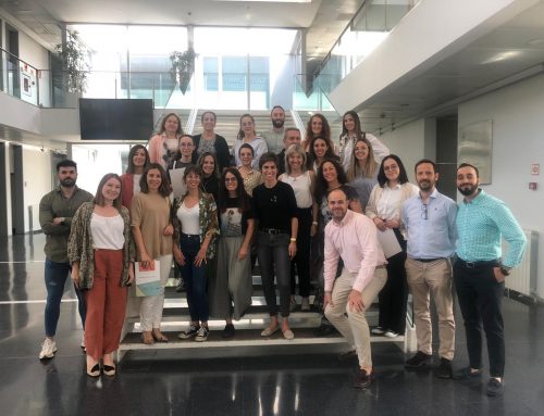 Curso Blanqueamiento Dental en Granada – Dra. Isabel Giráldez